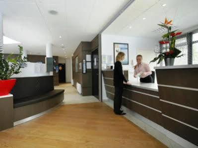 Appart Hotel Annecy Seynod Exteriör bild